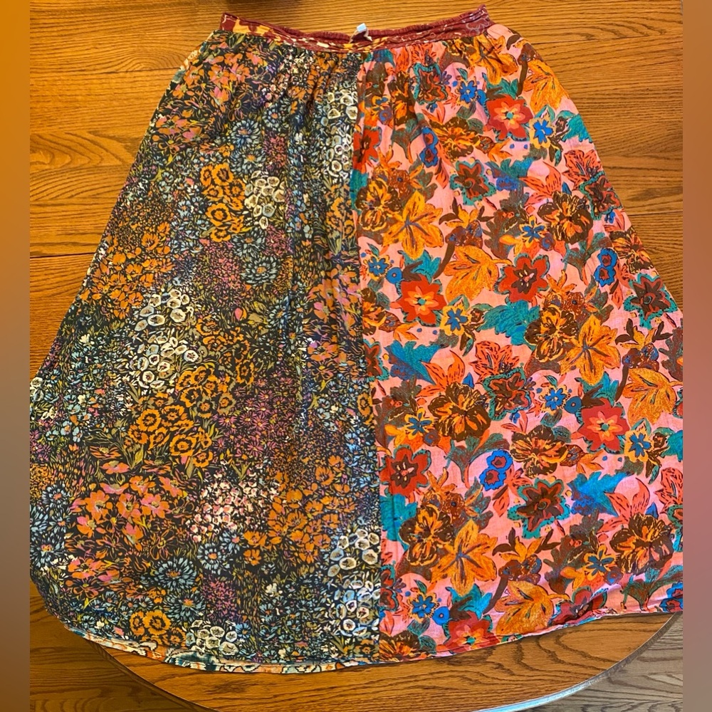 Gathered Printed A Line Midi Skirt Women’s Large From Love the Label